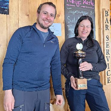 Heidi Sigrist und Hannes Marmet sind Saaner Clubmeister 2026 - Clubmeister Hannes Marmet und Clubmeisterin Heidi Sigrist.