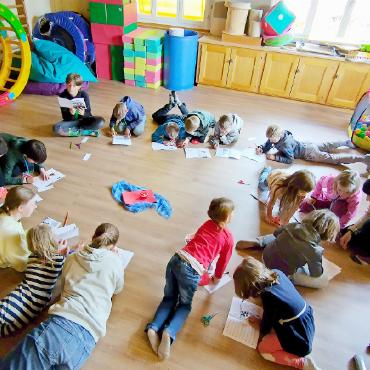 Paulus’ Abenteuer miterleben bei der Kinderwoche - Kleingruppenzeit