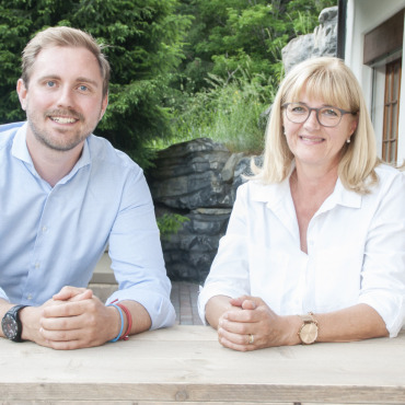 Gefährden wirtschaftliche Vorgaben die öffentlichen Aufgaben der Spitex? - Alexander Gäumann und Anne Speiser verstärken den Vorstand des Vereins Spitex Saane-Simme und stellen sich den Herausforderungen der Zukunft.    (Foto: Kerem Maurer)