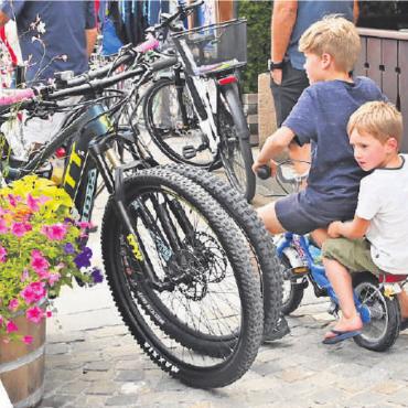 Zum sechsten Mal Nostalgie auf dem Velo: Bergkönig 2022 - Hauptsache Velo