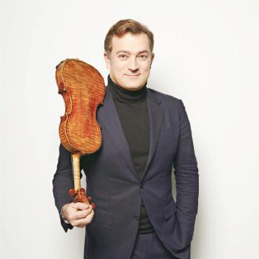 Das Saanenland erfüllt mit Violinen - Renaud Capuçon, der künstlerische Leiter der Sommets Musicaux de Gstaad. FOTO: ZVG