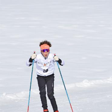 Beste Bedingungen am 48. Ludi-Cup - Sportliche Action auf der Loipe und der Piste sowie unterhaltsames Beisammensein prägten den diesjährigen Ludi-Cup.  FOTOS: LUDI AG