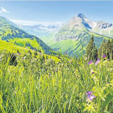 LESERBILDER - Blick vom Parwengen in das hinter Turbachtal. FOTO: RENE PIEREN, ZWEISIMMEN