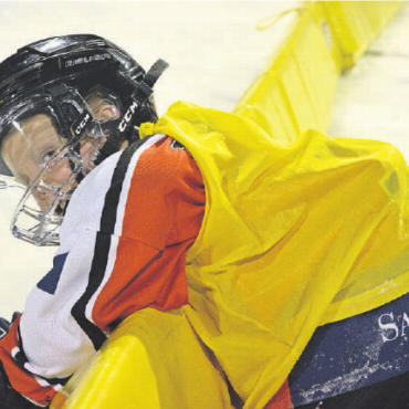 Die Eishockeyfamilie feierte den Abschluss einer tollen Saison - Eine kleine Pause vor dem nächsten Einsatz.