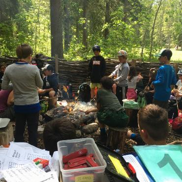 Schule Gsteig-Feutersoey: Treffen mit der Schule Leysin in Les Diablerets