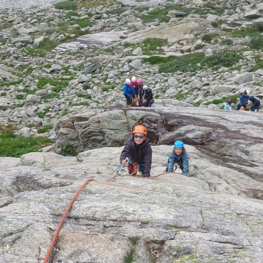 Eine Woche wie «richtige» Alpinisten - Erstes Klettern.