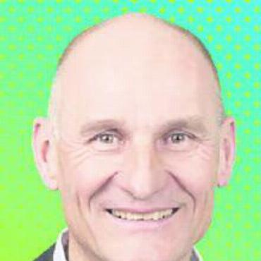 Wir stellen vor… - Philippe Marmet, GLP Saanen Jahrgang: 1967 Verheiratet, 2 Kinder Schreiner und Skilehrer Parteipräsident GLP Ortssektion Obersimmental-Saanenland Skifahren, Turnen, Trailrunning Hund und Katze