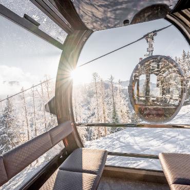 Magic Pass expandiert weiter – Gstaad ist mittendrin - Der Magic Pass zählt neu fast 100 Skigebiete. Die Destination Gstaad ist eines von 17 neuen Skigebieten. FOTO: GST/MELANIE UHKÖTTER