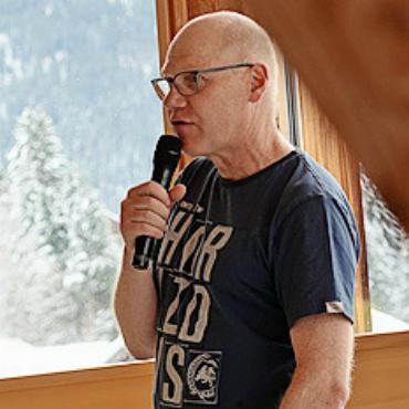 Bewegung statt Handy - Louis Lanz, OK-Mitglied Sarina-Wettschwimmen.