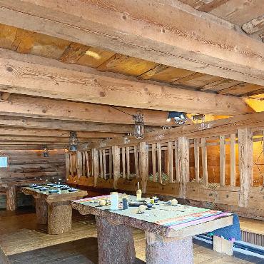 Zwischen Zartschmelz und Zerstörung: «Pow(d)er» in Gstaad - F
