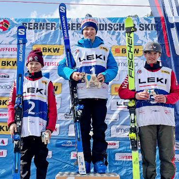 Zehn Podestplätze für das RLZ Gstaad - … sowie Rang 2 für Luca Steffen und Rang 3 für Julien Stucki beim Punkterennen am Hasliberg.