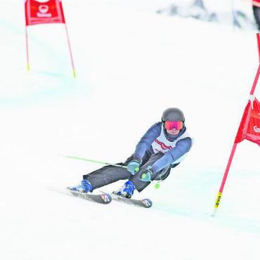 Björn Brand ist Schweizer «Schneesportkönig» - Joel Oehrli auf dem Weg zum Schweizer Meistertitel im Riesenslalom.