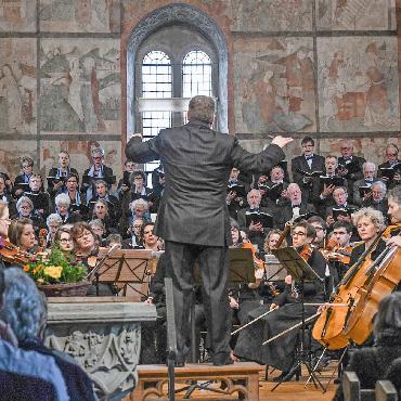 Romantische Orchesterwerke und klangvolle Chormusik - Orchestra degli Amici   FOTO: ZVG
