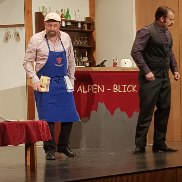 Viel Applaus für Jodelgesang und Theaterspiel