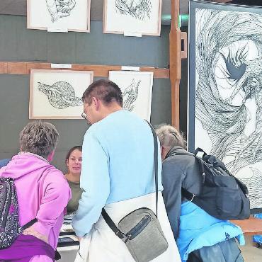 Ein Wochenende im Zeichen der Scherenschnittkunst