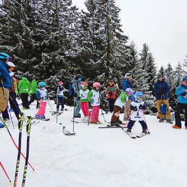 Rennabschluss für den Skiclub Grund - Die Mitglieder des Skiclubs Grund treffen sich am kommenden Sonntag zum Becherrennen. FOTO: ZVG