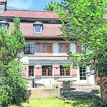 Daisy Weichert-Brand: nimmermüde Allrounderin - In ihrem Haus in Hauptwil bietet Daisy Weichert-Brand Übernachtungsmöglichkeiten – auch für Saanerinnen und Saaner – an.