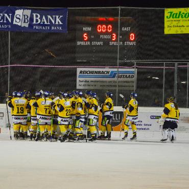 Packendes Hockey der höchsten Schweizer Spielklasse in Gstaad