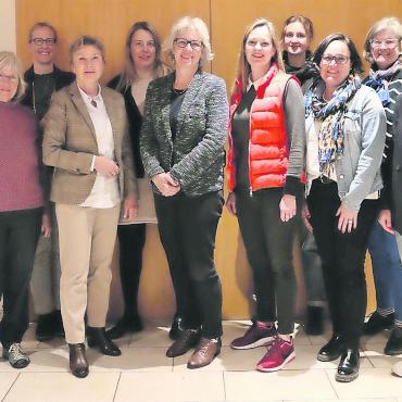 Überparteiliches politisches Frauenforum Thun-Oberland nimmt Formen an - Gründungsmitglieder Überparteiliches politisches Frauenforum Thun-Oberland. FOTO: ZVG