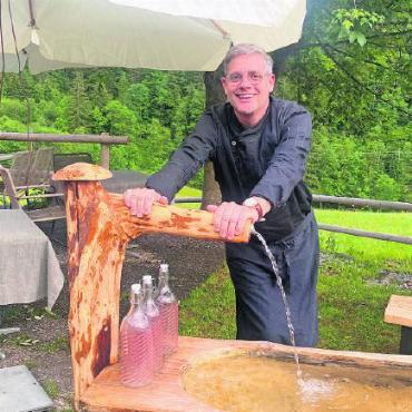 Geniessen im Turbach - Gastgeber Stephan Helfer.