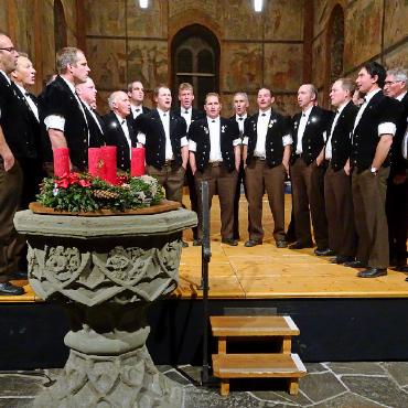 Stimmungsvoller Start in die Adventszeit - Jodlerklub «Bärgfriede».