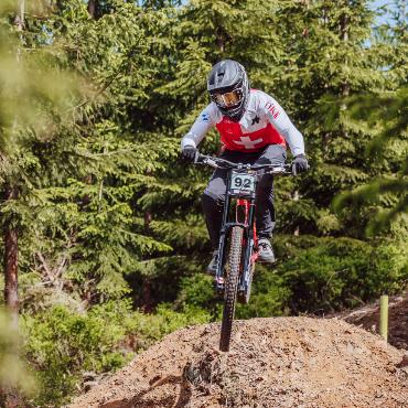 Vom Hobby zum Profisport: Russell Tschanz und die Welt des Downhill-Sports