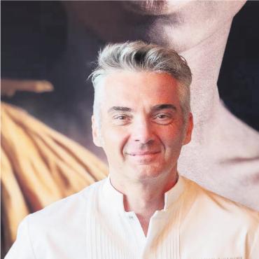 Alberto Salviato und Mirka Czybik – kulinarische Handschrift trifft Führungskompetenz im HUUS Gstaad - Christian Bertogna.