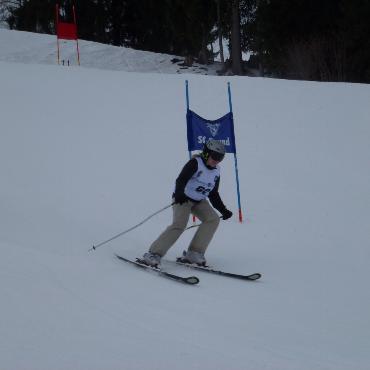 Zufriedene Gesichter am Skiclubrenntag an der Hublen