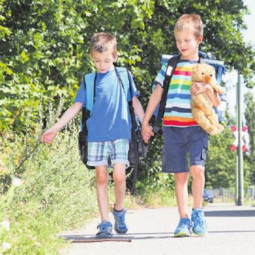 Sieben Schritte bis zum sicheren Schulstart - Kinder sollten frühzeitig das sichere Verhalten im Strassenverkehr üben. SYMBOLBILD: ADOBE STOCK