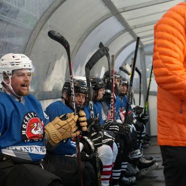 Le Rosey vs. Gstaad: 13 Jahre Kampf um die Kuhglocken