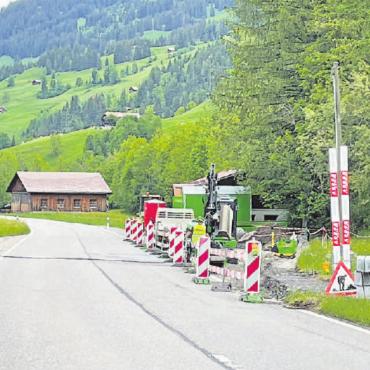 Sanierung der Bushaltestelle «Saali» Gsteig - FOTO: ANITA MOSER