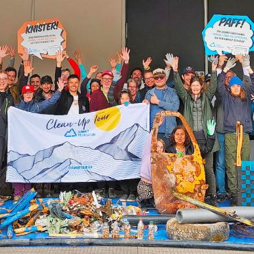 Erfolgreicher Clean-up Day mit wachsender Beteiligung - Gemeinsam gehts schneller: die Beteiligten des Clean-up Days in unserer Region.