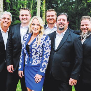 Zum Vierten: Rhonda Vincent & The Rage in Gstaad - Rhonda Vincent & The Rage FOTO: ZVG