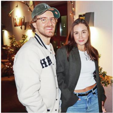 Caprices Winter 2026: «Ein neues Kapitel beginnt in Gstaad» - Vincent Schwab und seine Frau Anastasiia haben 
seit 2023 das Festival Schritt für Schritt im Saa-
nenland verankert – zunächst in der September-Edition.    FOTO: ZVG