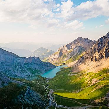 Betriebseröffnung Luftseilbahn Sanetsch, Gsteig - Morgen Samstag öffnet die Luftseilbahn Sanetsch für die Sommersaison. FOTO: MICHAEL BRIGUET/MICHAELBRIGUET.CH