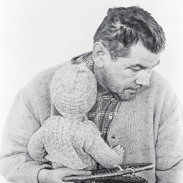 Ein Berner «Zeichen der Erinnerung» – über ein schwieriges Kapitel der Schweizer Geschichte - Insasse eines bernischen Alters- und Pflegeheims, 1972. BILD: © WERNER HAUG