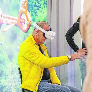 Mit frischen Ideen und Gemeinschaftsgeist: die Gstaader Messe - Virtuelle Welten bei der Air Glaciers.