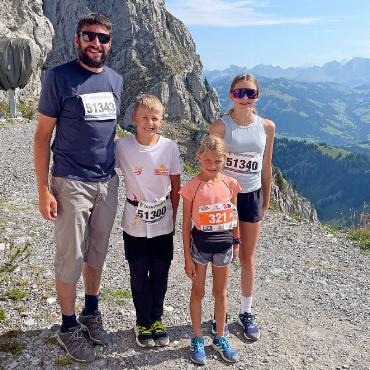 Challenge Rougemont Videmanette: eine aussergewöhnliche Ausgabe mit Rekorden - Familie Perreten aus Feutersoey. FOTO: ZVG