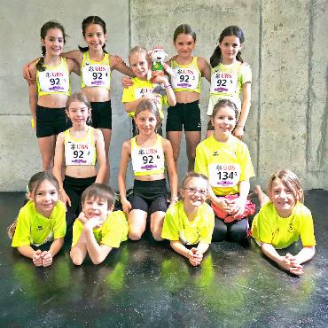 Gold und Bronze für das LA-Team des TV Saanen-Gstaad am UBS Kids Cup Team - Die Teams U10 und U12 des TV Saanen-Gstaad.