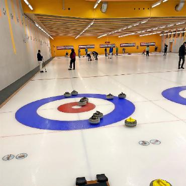 «Schneeschlüderi» gewinnen Schönrieder Club- und Gewerbeturnier - Achter-Haus des Teams «Glockenrutscher», hier vor dem letzten Stein des Gegners, welcher nichts mehr verändern konnte.
