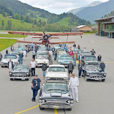 Donnernde Legenden im Saanenland – 50 Jahre Classic Thunderbird Club of Switzerland