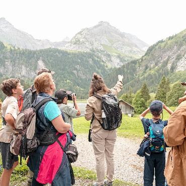 Viele Besuchende an Saanis Familienprogramm