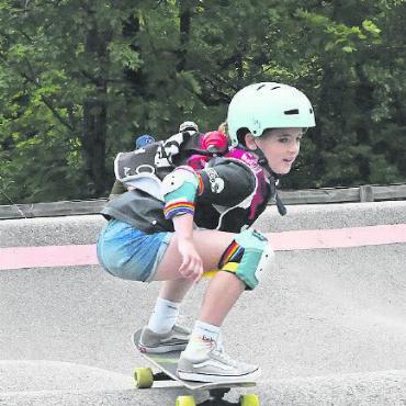 Erfolgreiche Premiere des Mountain Pump Saanen - Selina Ruf zeigte, worauf es beim «Pumpen» ankommt und schnappte sich so den Sieg.