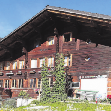 Wo aus Erinnerungen Freundschaft wird - Im rechten Bereich des Bauernhauses ist die einstige Scheune noch gut zu erkennen.