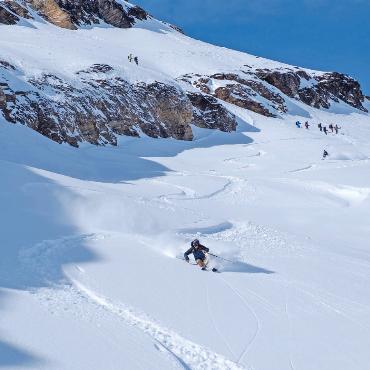 Freeridedays.ch am Glacier 3000: ein unverzichtbares Saisonfinale in der Region - Organisiert wurde der Anlass gemeinsam von Glacier 3000 und dem Alpinzentrum Gstaad.   FOTOS: MANUEL KURTH