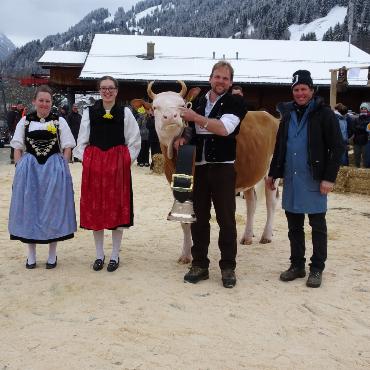 Ein guter Grund zum Feiern – die 10. Rinderexpo Saanenland