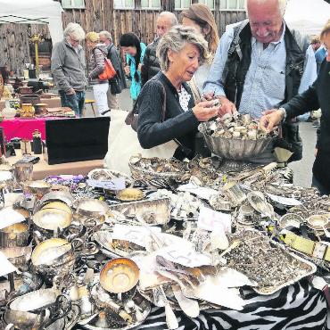 Saanen im Brocantefieber - Es gibt nichts, was sich nicht versilbern lässt.