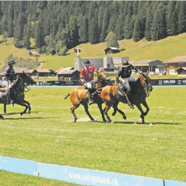 Erfolg für Team Clinique La Prairie - Nichts zu verschenken beim Spiel um Rang 3. FOTO: JENNY STERCHI