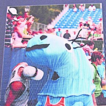 Swatch Beach Pro Gstaad 2025 - In seinem Geburtsjahr 2006 erschien das Maskottchen in noch etwas anderer Form, dafür mit langen Wimpern.