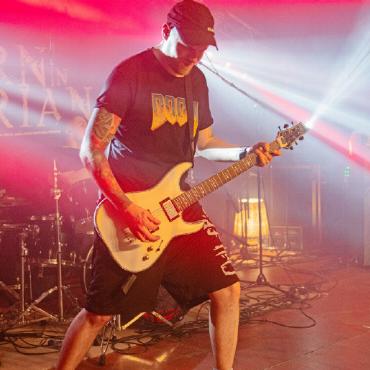 Mad Muni tollte durch das Wasser - «Born in Dorian» aus dem Wallis.